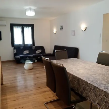 Villa Maison Individuelle Plain Pied Avec En Option Pensez A Valider Votre Reservation Dans Les 24h Apres Votre Demande De Reservation *